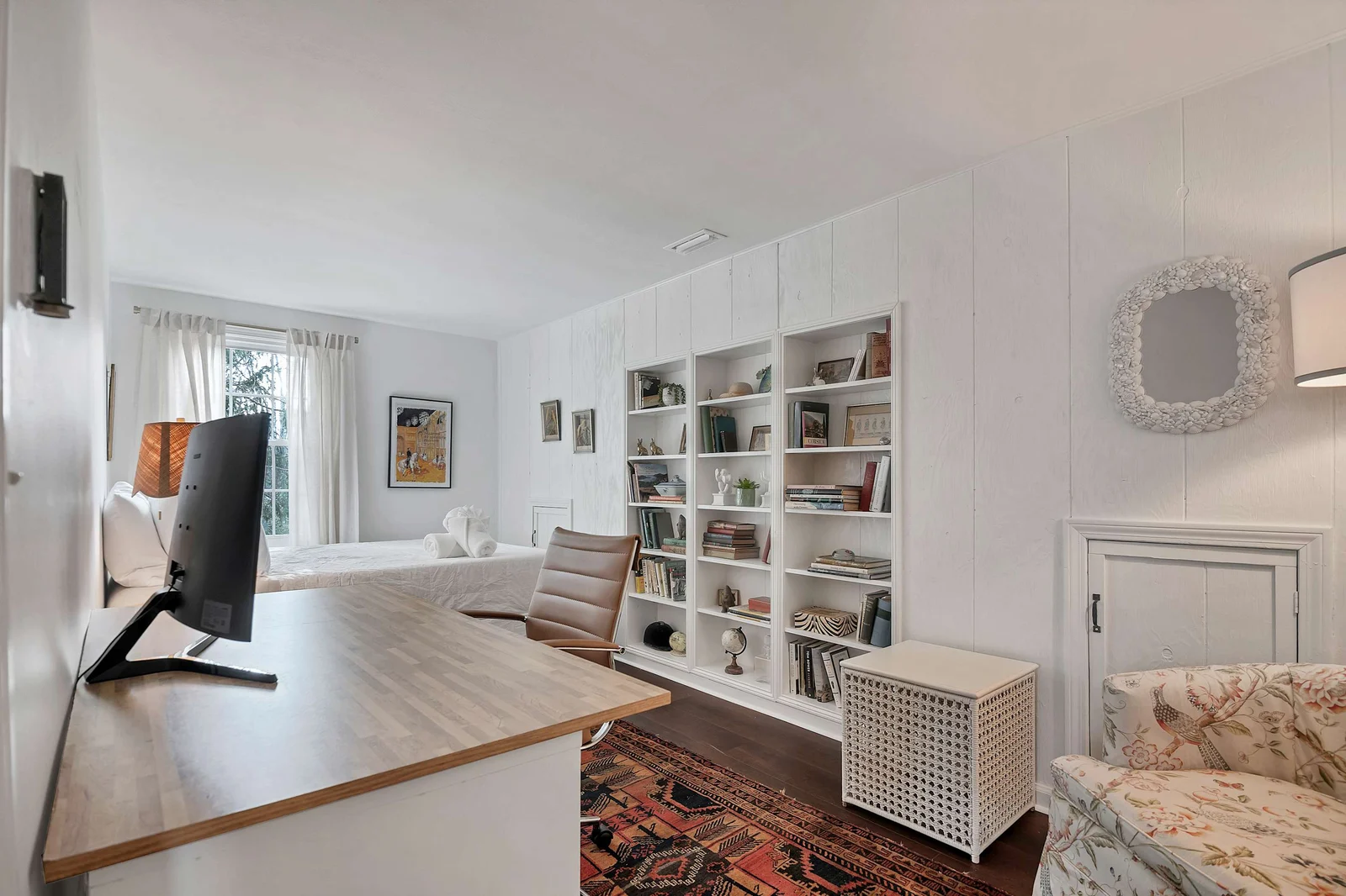 Workspace nook