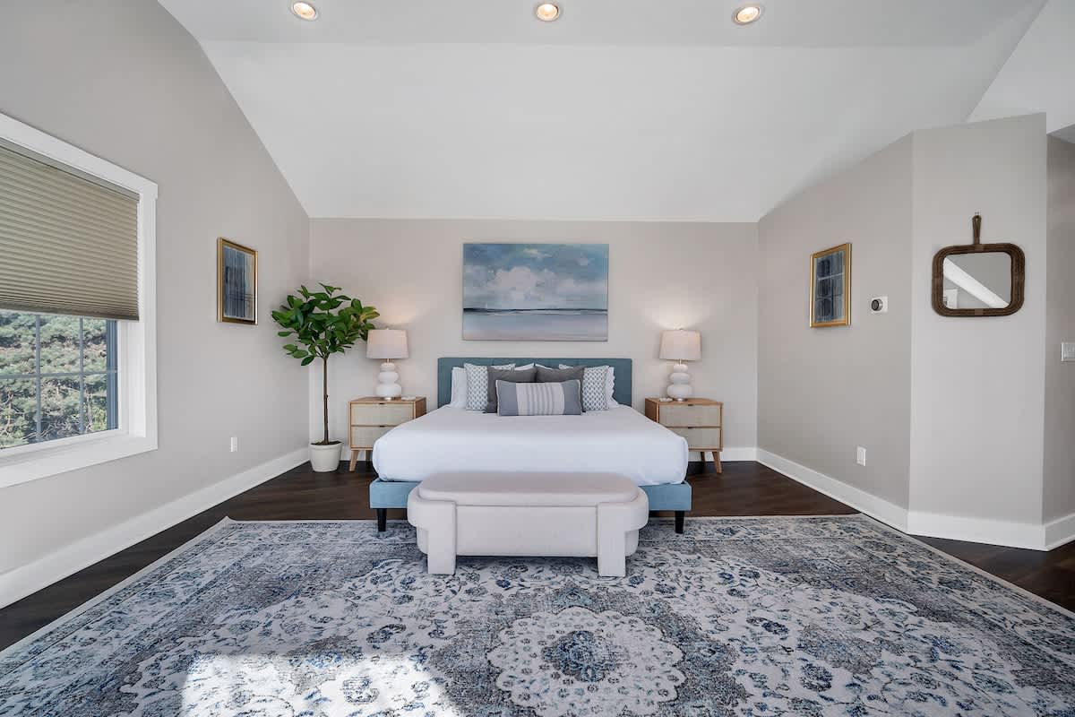 Primary suite