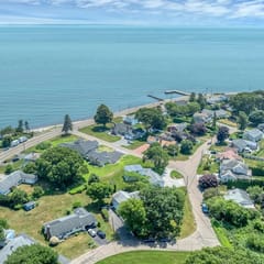 Fenwood Coastal Getaway Private Beach Access