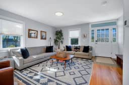 Following Seas | Modern Charmer Walk to Downtown!