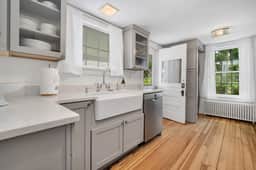 Historic 3BR w/ Large Patio/Yard | Downtown Mystic