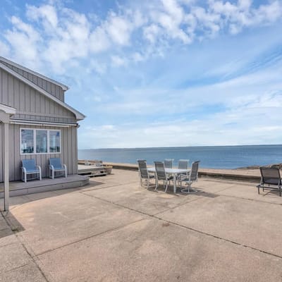 Beachfront Home with Amazing Views | 5BR Sleeps 11