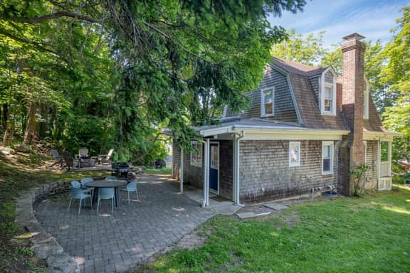 Fair Winds | Twin Charmer Walk to Downtown Mystic!