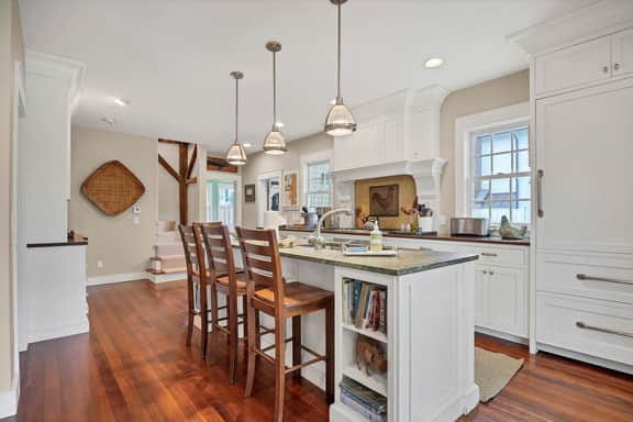 Stonington Village | Walk to Beach, Shops & Dining
